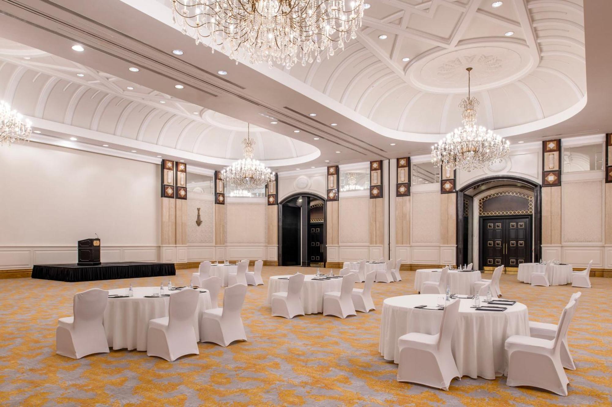 Hotel The Ritz-Carlton, Doha Exterior foto The Imperial Ball Room